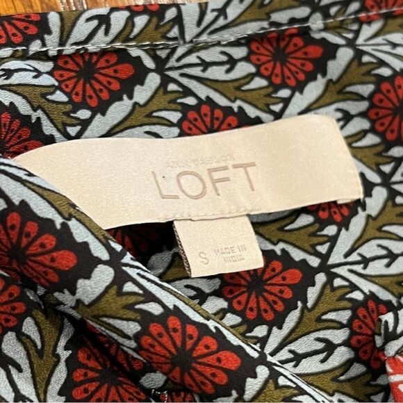 Loft loose fit long sleeve blouse size small - Picture 9 of 12